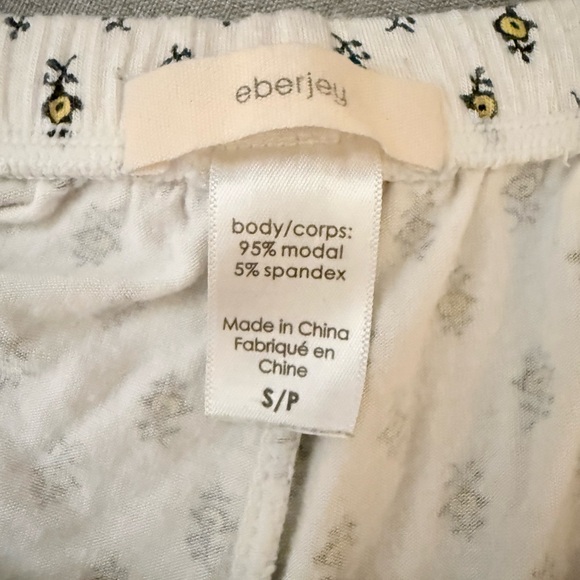Eberjey Gisele Women's Pajama Set - Picture 6 of 7